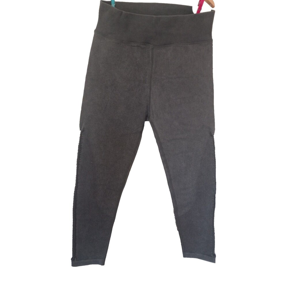 Offline by Aerie Gray Capri Leggings  with Braided Trim on sides Size XXL NEW